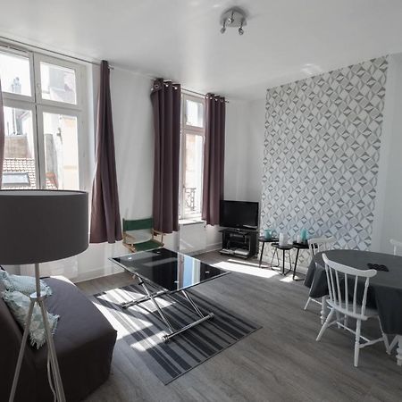 St Cyr Logement Lumineux Dans Coeur De Ville & Wifi Boulogne-sur-Mer Kültér fotó