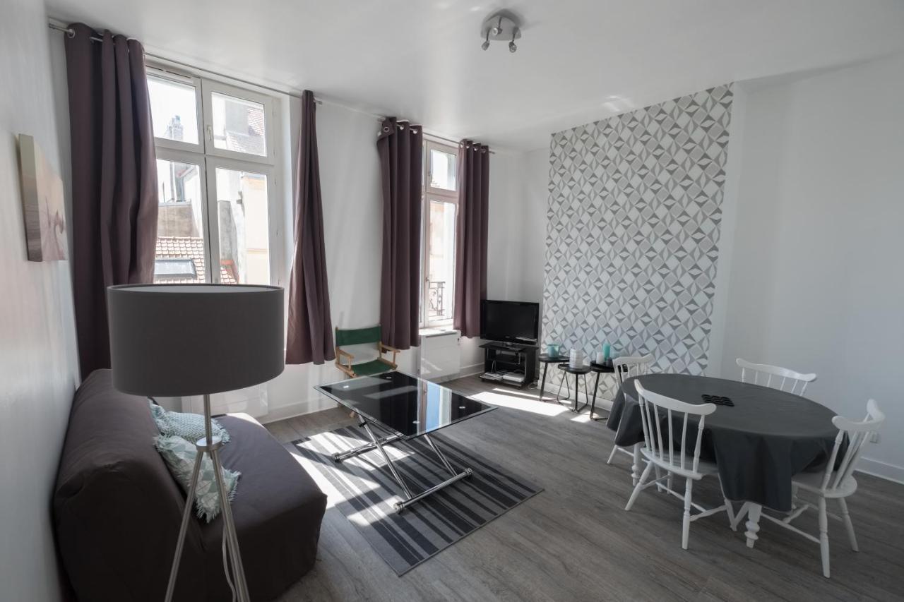 St Cyr Logement Lumineux Dans Coeur De Ville & Wifi Boulogne-sur-Mer Kültér fotó