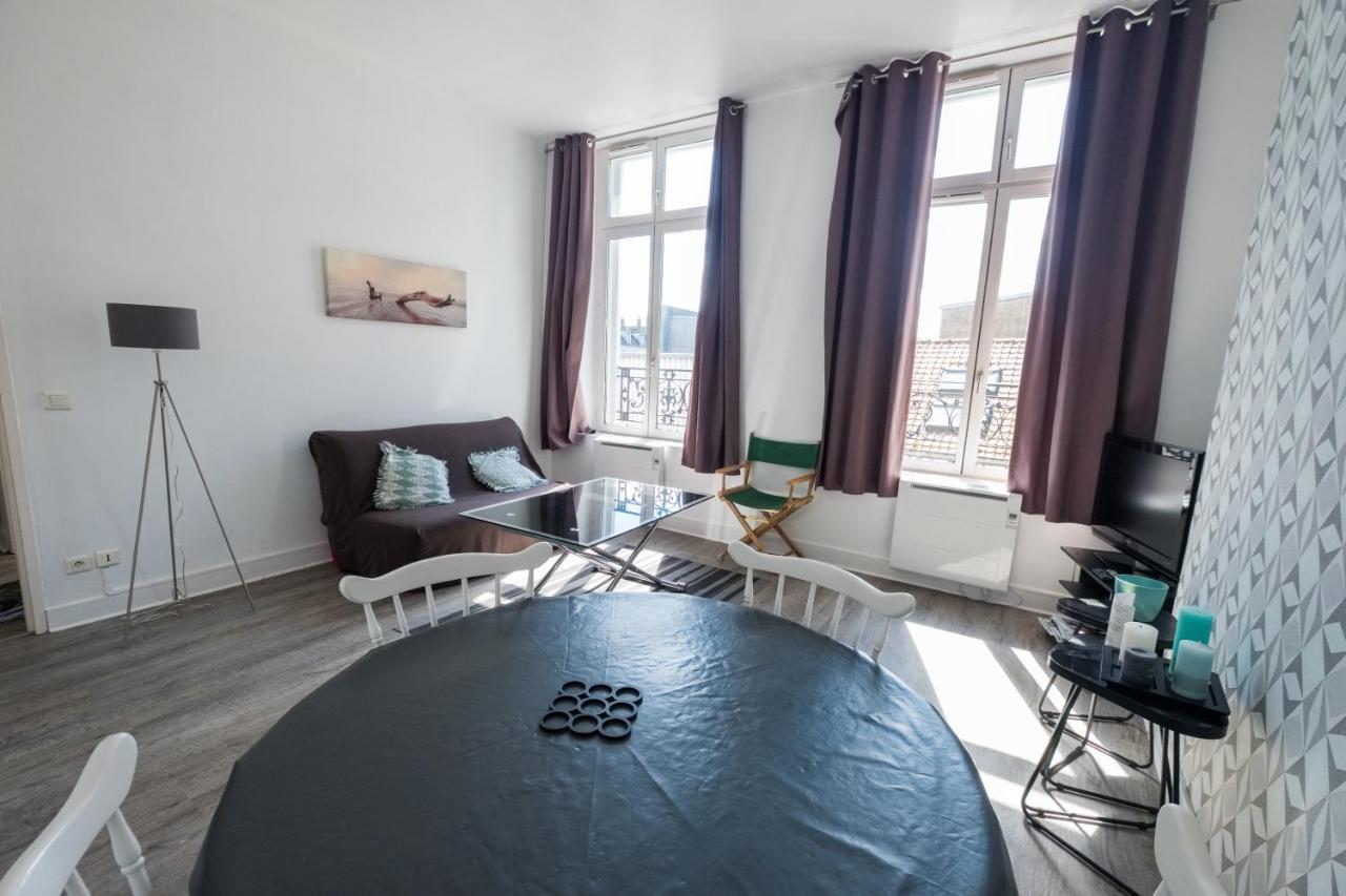 St Cyr Logement Lumineux Dans Coeur De Ville & Wifi Boulogne-sur-Mer Kültér fotó