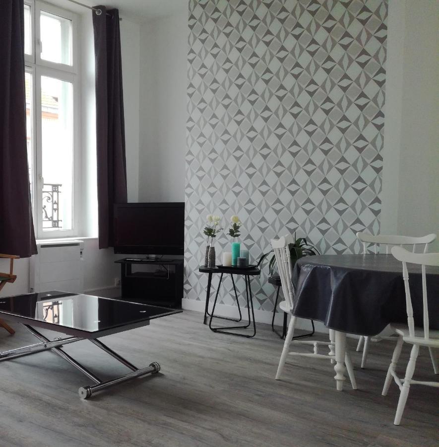 St Cyr Logement Lumineux Dans Coeur De Ville & Wifi Boulogne-sur-Mer Kültér fotó
